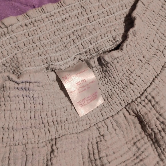 Two piece set - Picture 4 of 4